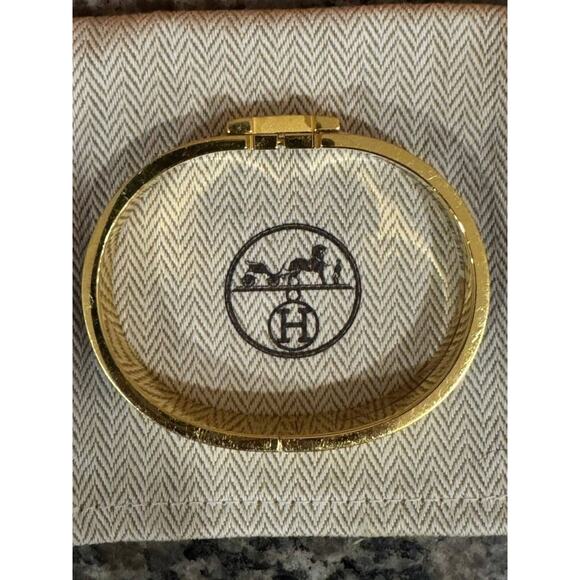 Hermes H Clic Bracelet Bangle Gold Tone / Black w/ Box & Dust Bag - TS 335929 - Picture 8 of 11